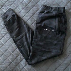 Alphalete mens camo joggers
